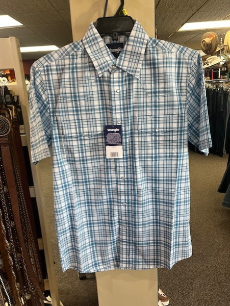 Men's wrangler short sleeve snap front, light blue, plaid shirt