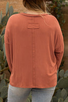 Women's Plus size coral, ribbed, vneck long sleeve shirt