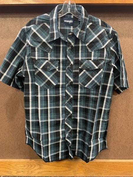 Men's Wrangler black/blue plaid short sleeve shirt