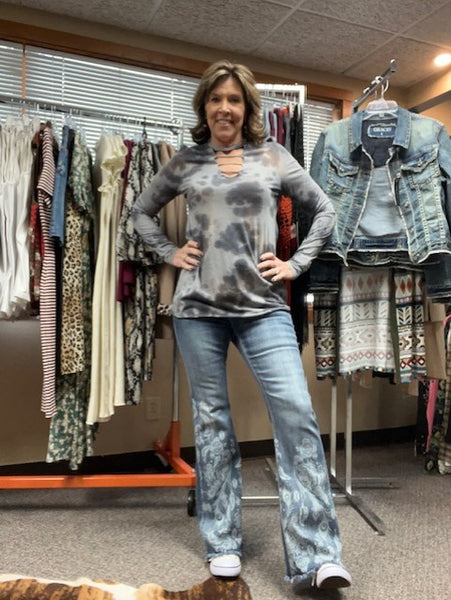 Women's Grace in LA, laser print, high rise, flare jeans